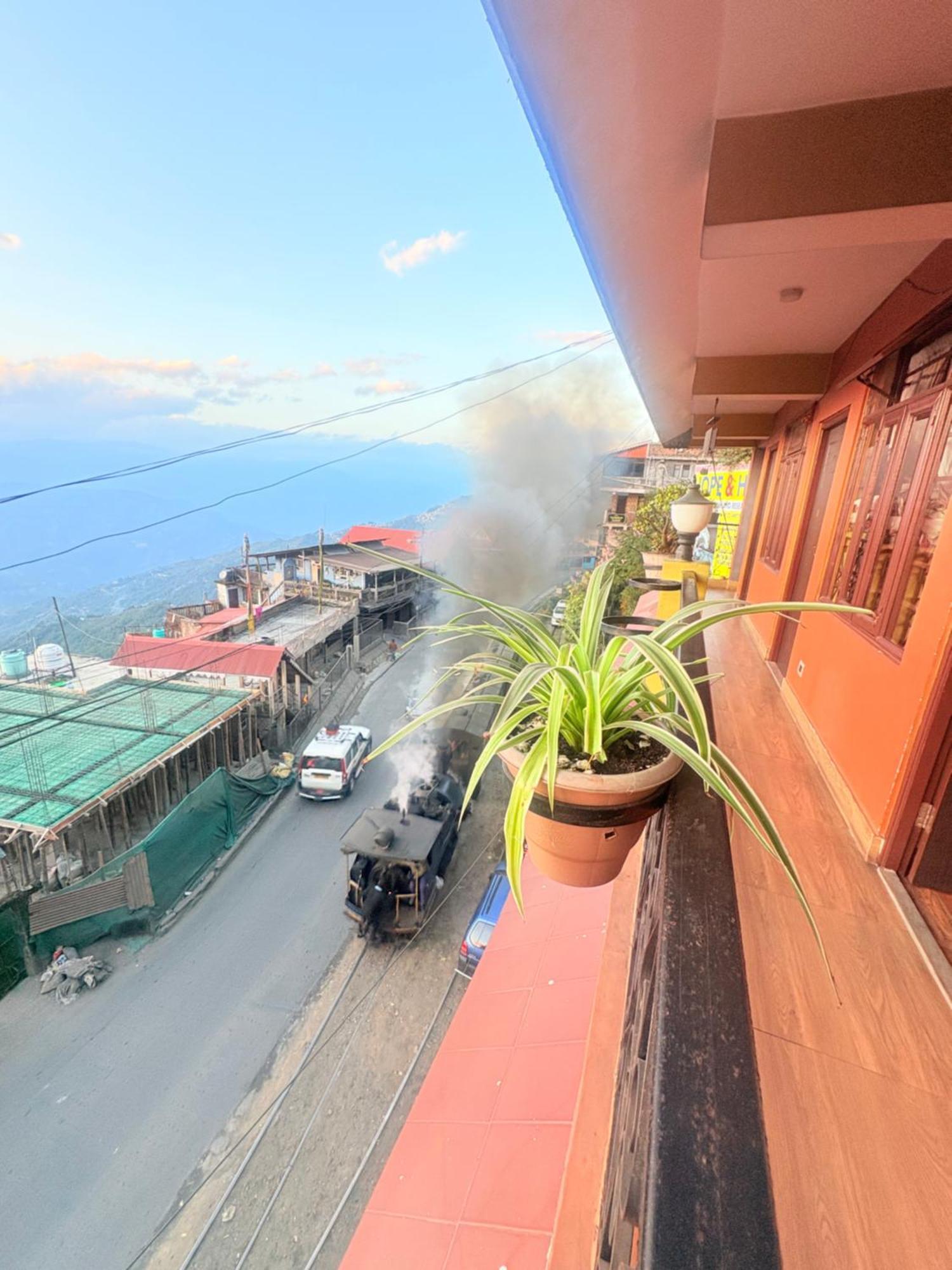 Swarna Kamal Homestay Darjeeling  Ngoại thất bức ảnh